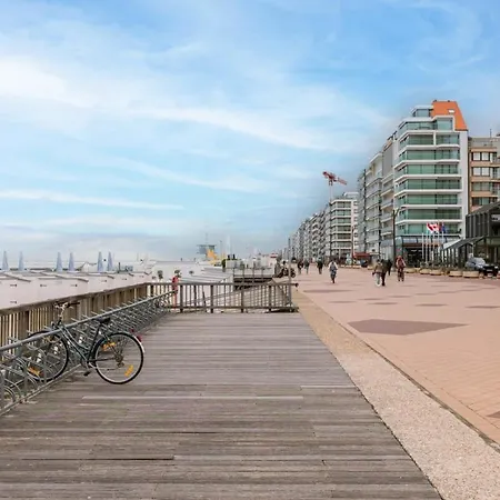 Huswell - Spacious Two Bedroom In Appartement