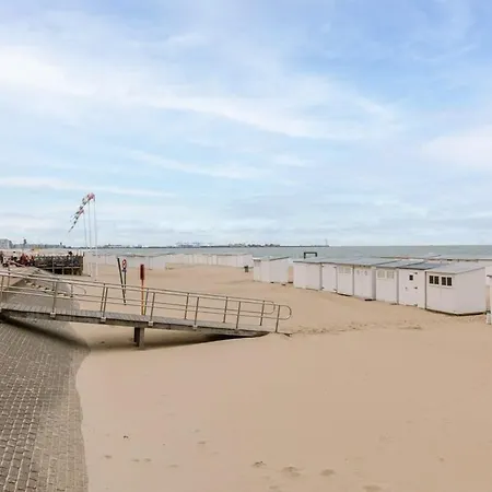Huswell - Spacious Two Bedroom In Knokke-Heist