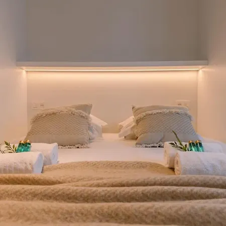 Huswell - Spacious Two Bedroom In * Knokke-Heist